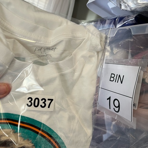 Rock Tshirt - Picture 7 of 7